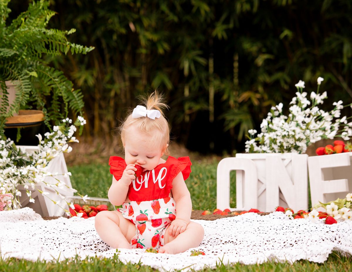 Milestones photography by Desert Rose Prints