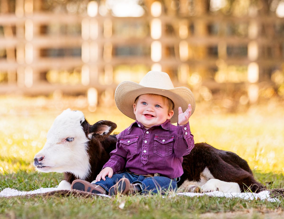 Milestones photography by Desert Rose Prints
