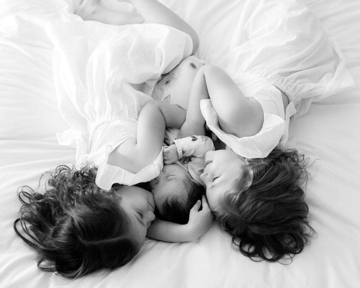 Newborn photography by Desert Rose Prints